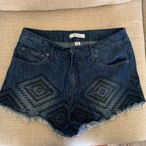 Adam Levine Tribal print cut off denim shorts size 11/1 jean shorts New W/O Tag
